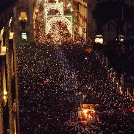 Black Meryliboon - Catania
